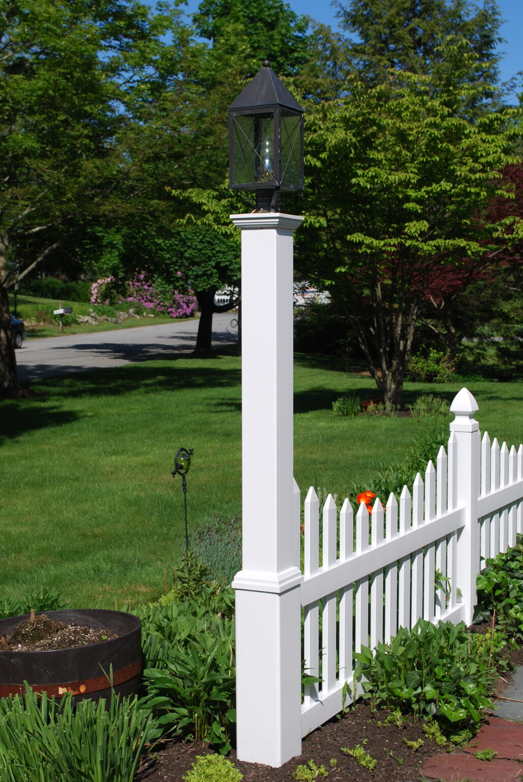 Lamp Post Installation In Nh Fences Unlimited